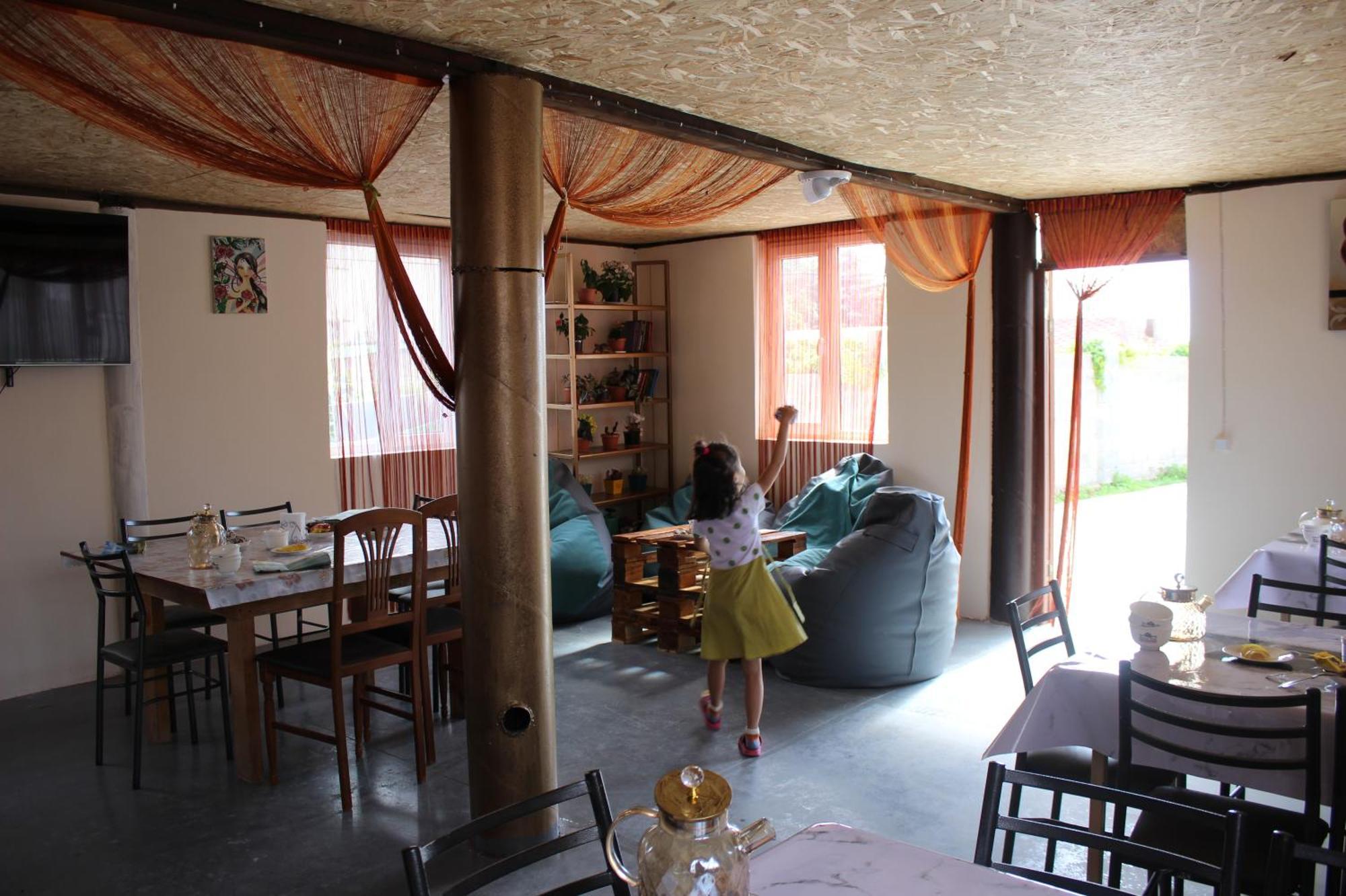 Wings Art Hotel Cholpon-Ata Exterior photo